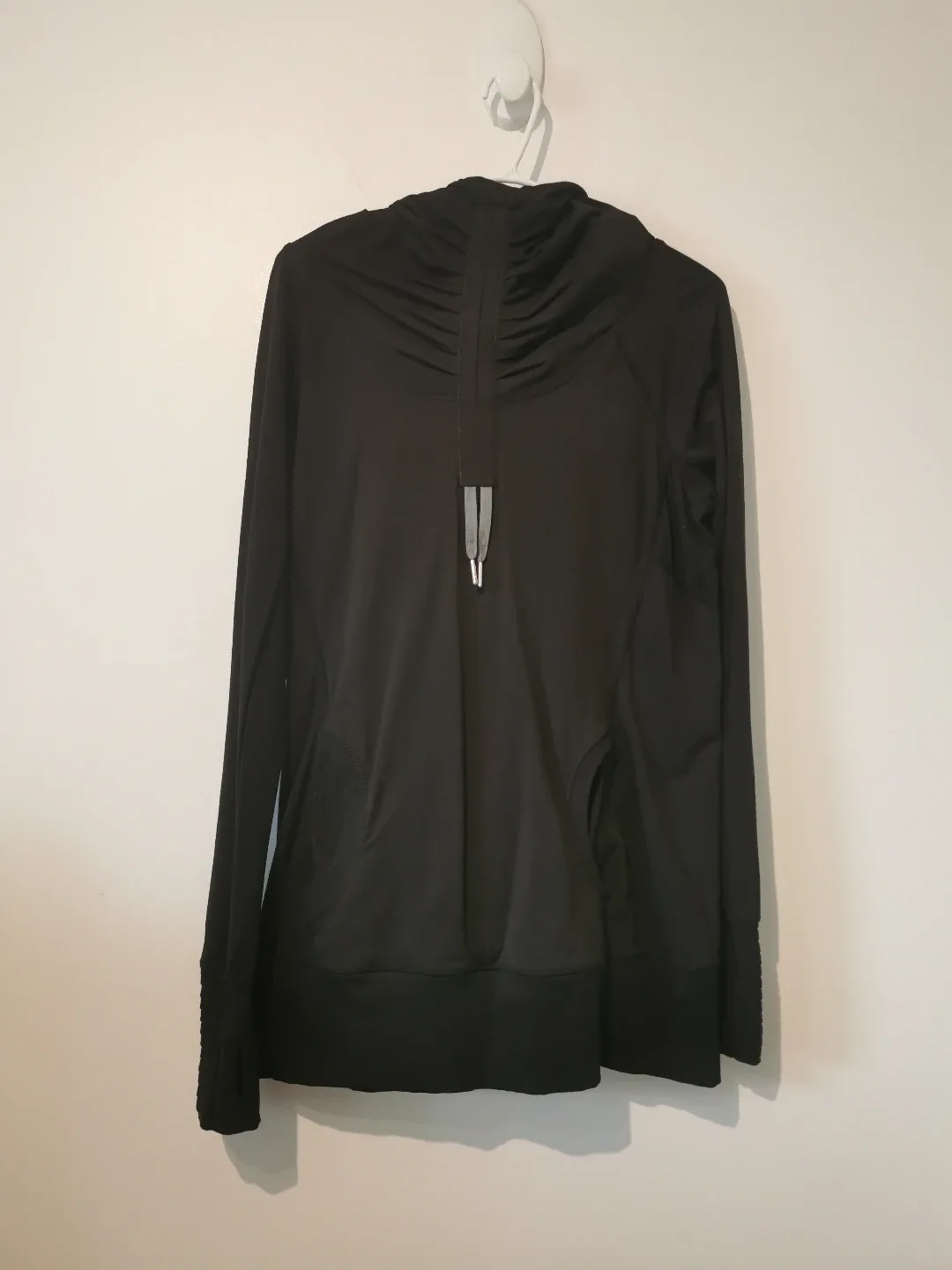Lululemon Run: Stay On Course Pullover - Black - Size 12 image indicator(5)