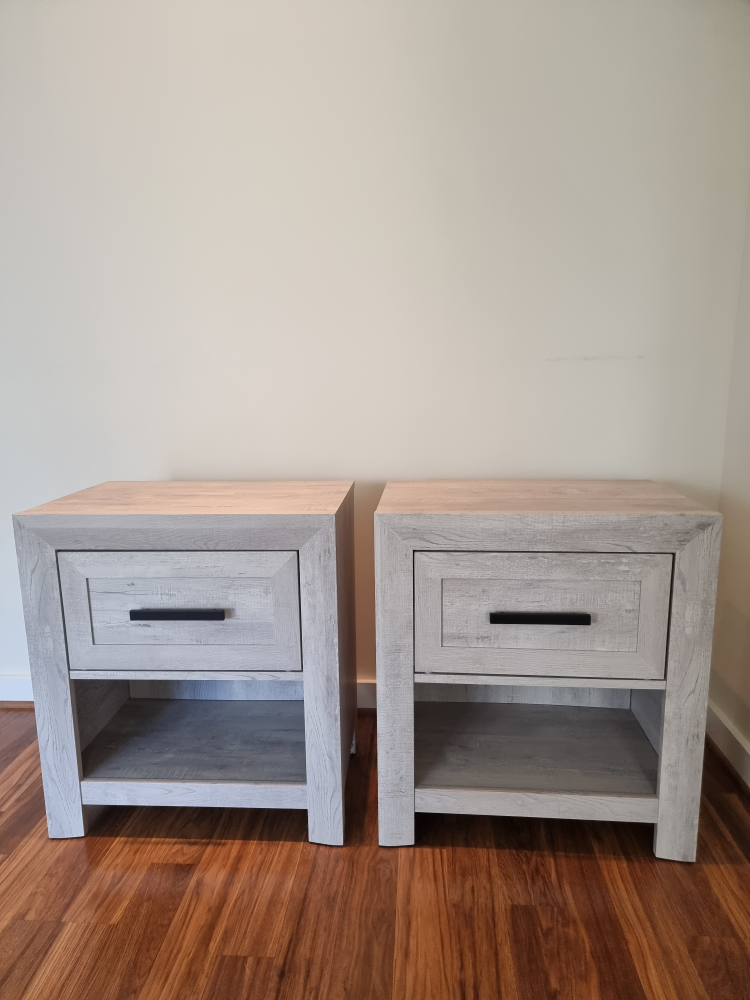 6-Drawer Dresser & 2 Nightstands Set - photo 2