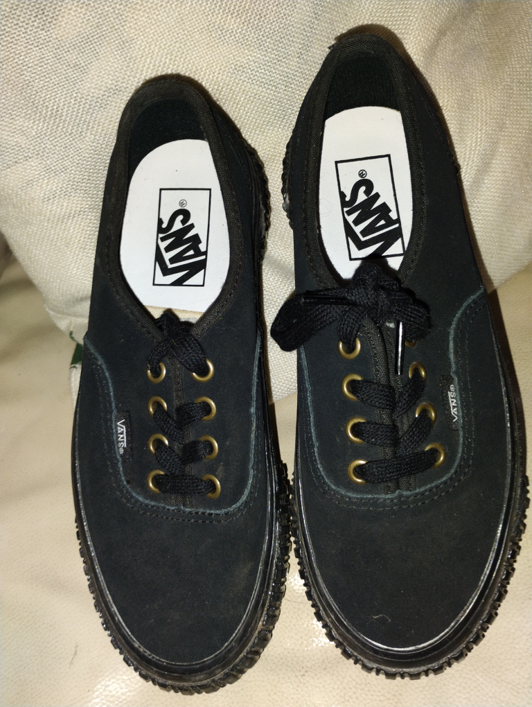 Vans Unisex Black Skate Shoes - Size 4 UK