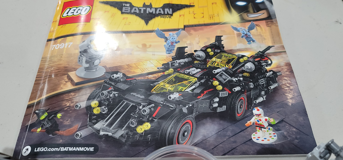 LEGO Batman Movie Batmobile 70917 - complete