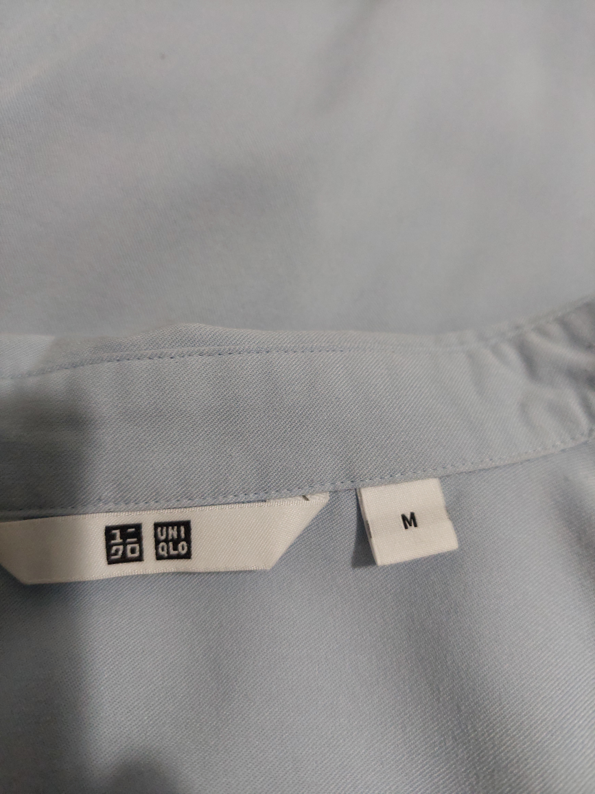 UNIQLO Women's Light Blue Long Sleeve Button-Down Shirt 💚 - photo 3