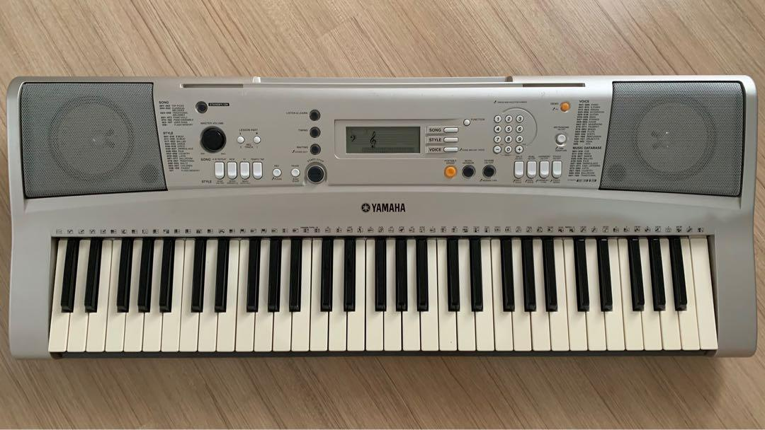 Yamaha PSR-E313 Keyboard with Adjustable Stand and Adapter - photo 2