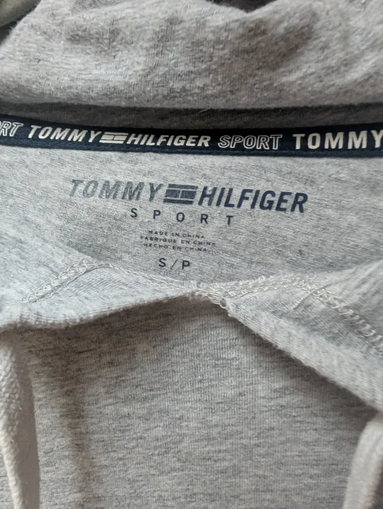 Tommy Hilfiger Grey Hoodie image indicator(2)
