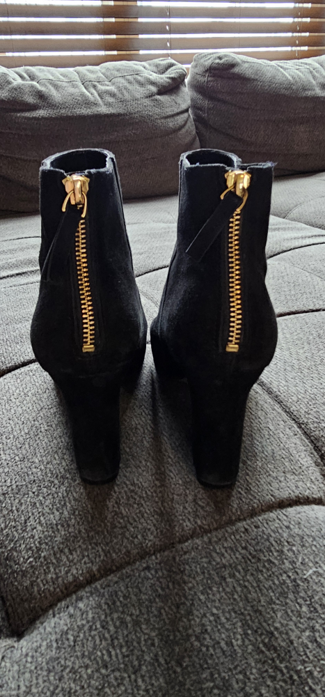 Women's Black Suede Ankle Boots - Size 7 - photo 2