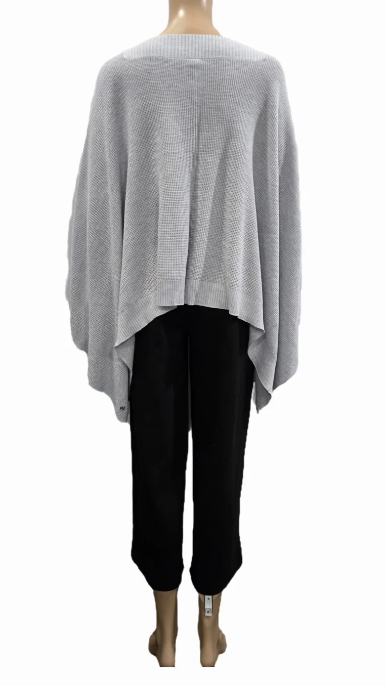 Lululemon Forward Flow Poncho Size One Size image indicator(3)