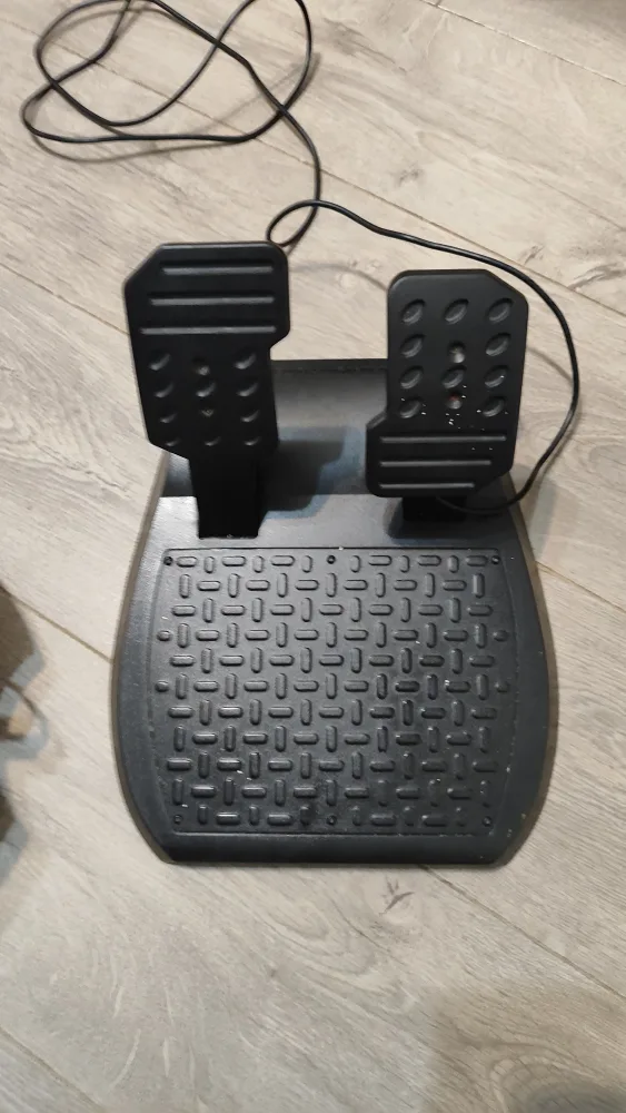 Thrustmaster Ferrari 458 Italia Racing Wheel image indicator(4)