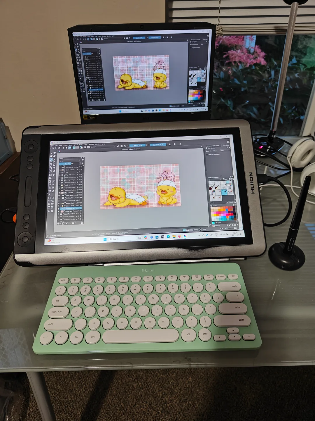 Huion Kamvas 16 Graphic Drawing Tablet image indicator(7)