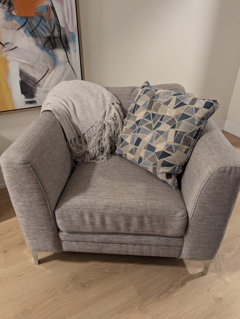 Beautiful Armchair - photo 2