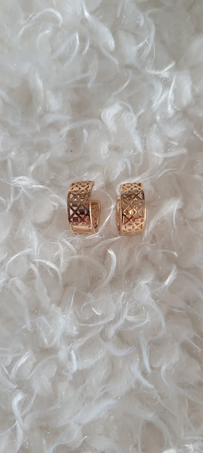 18k Gold-Filled Rose Gold Tone Cut-Out Hoop Earrings thumbnail