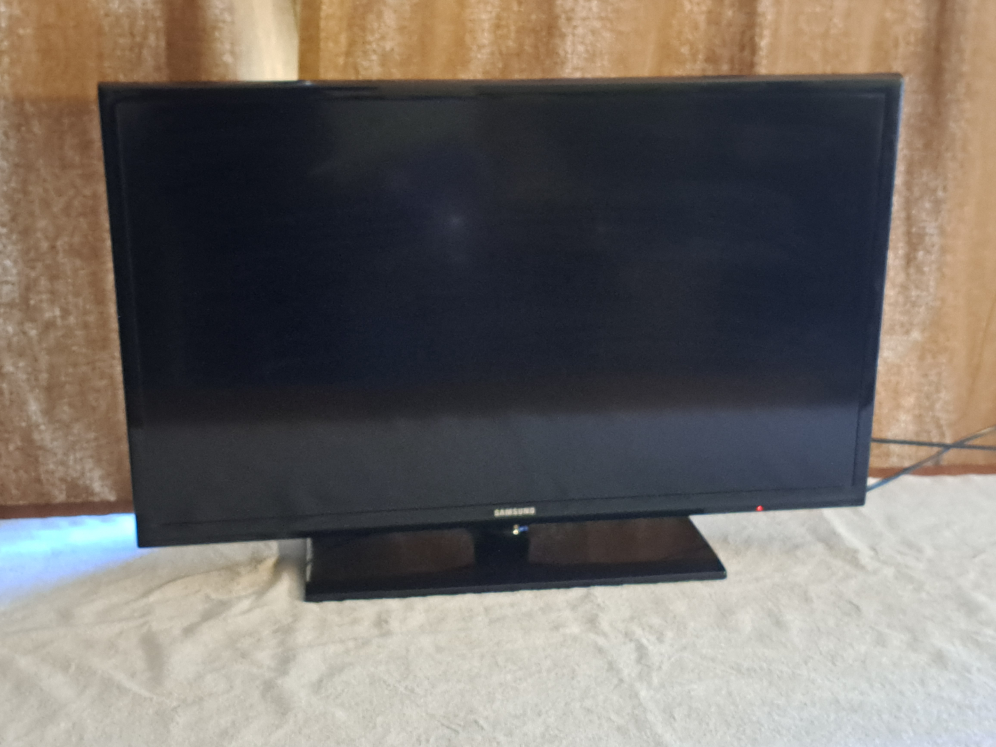 32inch Samsung LED TV - photo 2
