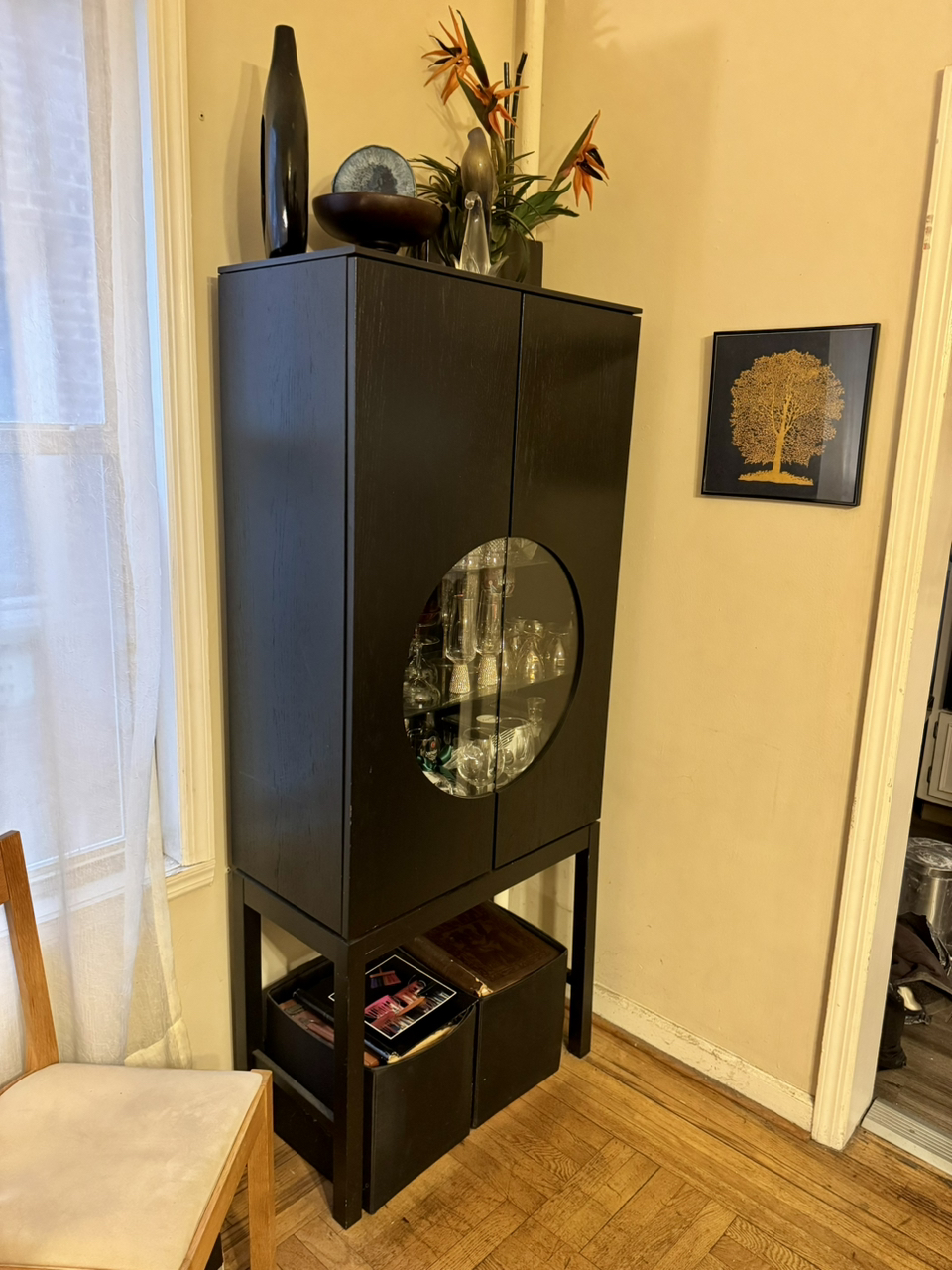 Modern 2 Door Wood & Glass Display Cabinet-Black Brown Finish - photo 4