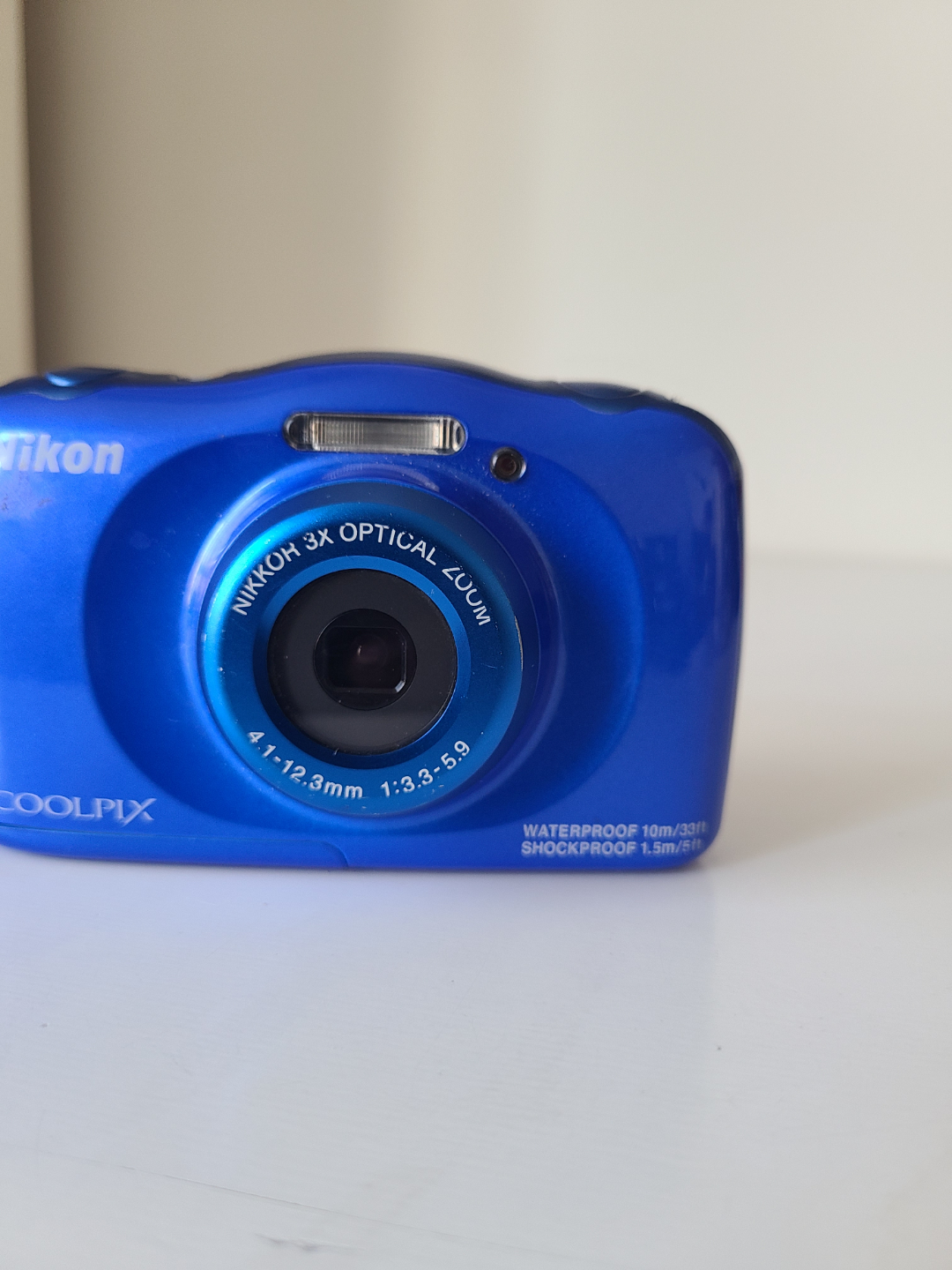 Nikon COOLPIX S33 Waterproof Digital Camera - Charger Included - photo 2