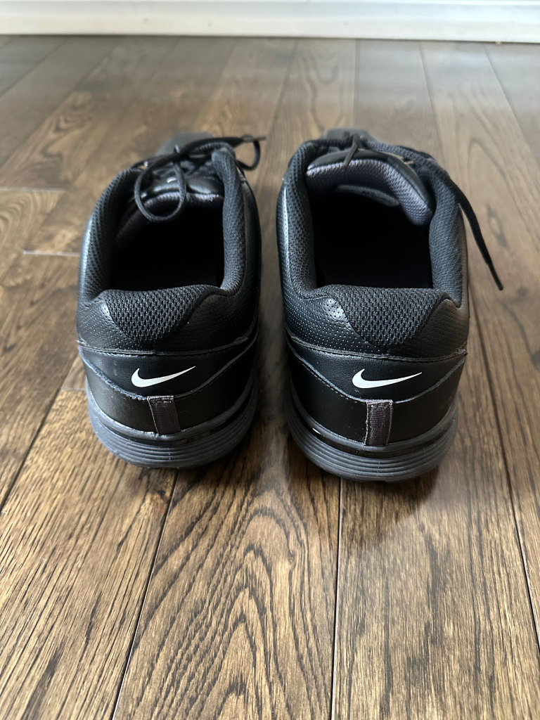 Nike Golf Shoes - Size 8.5 - photo 2