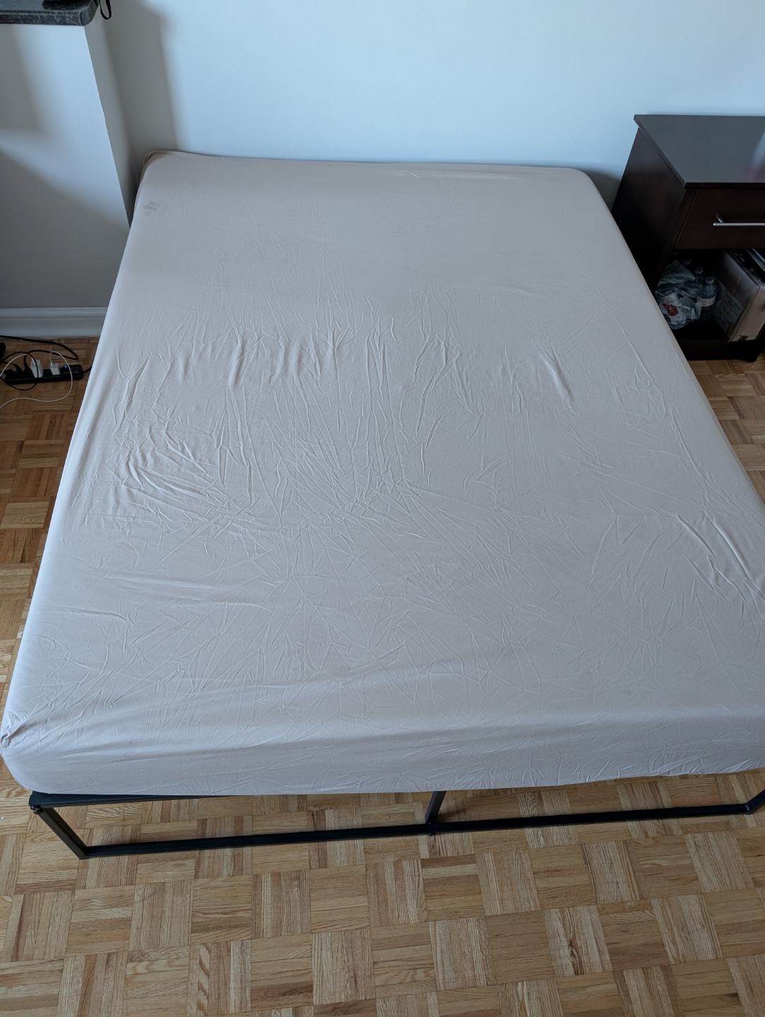 Queen Platform Bed Frame - photo 2