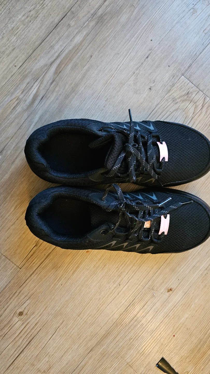 women's steel toe/work shoes size 9 image indicator(3)