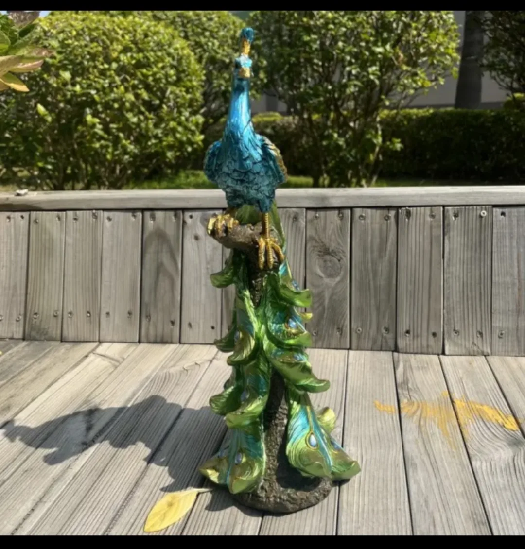 BRAND NEW Ornate Peacock Statue 💚 image indicator(5)