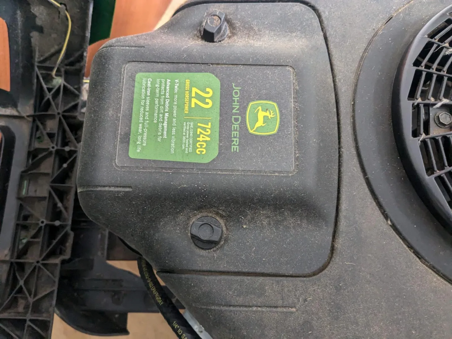 John Deere S130 Riding Lawn Tractor image indicator(2)