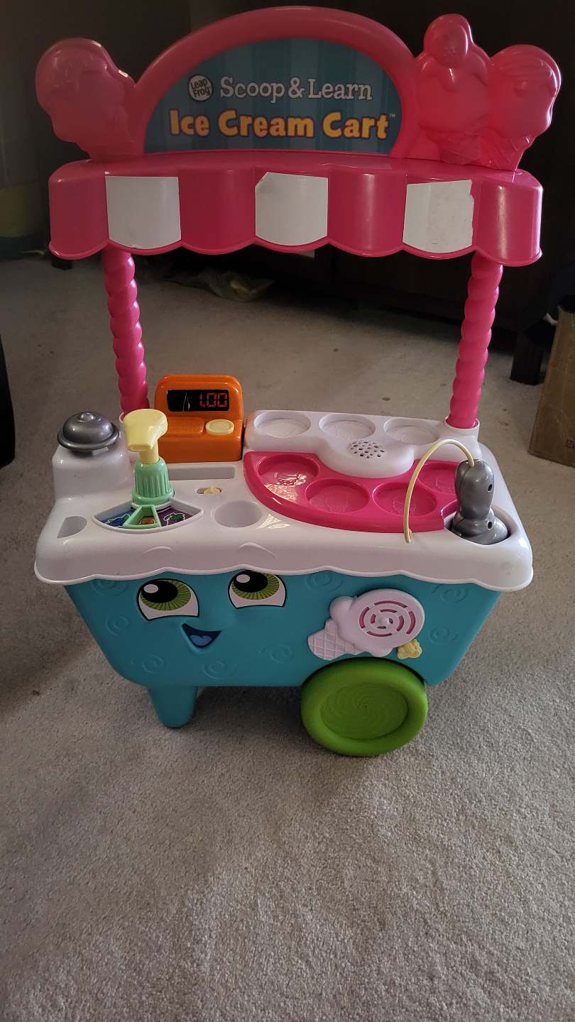 LeapFrog Scoop & Learn Ice Cream Cart💚