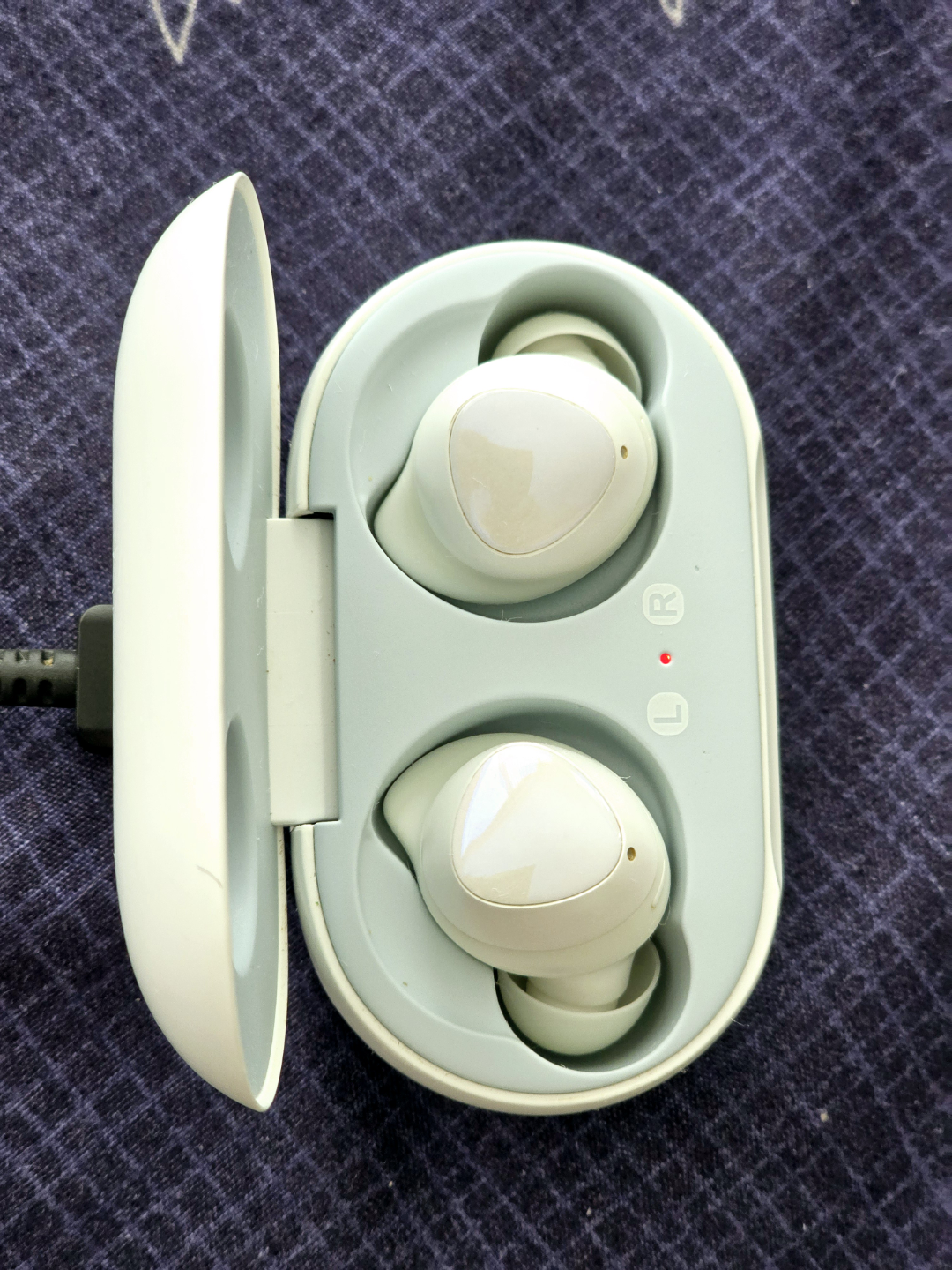 Samsung Galaxy Buds Wireless Earbuds