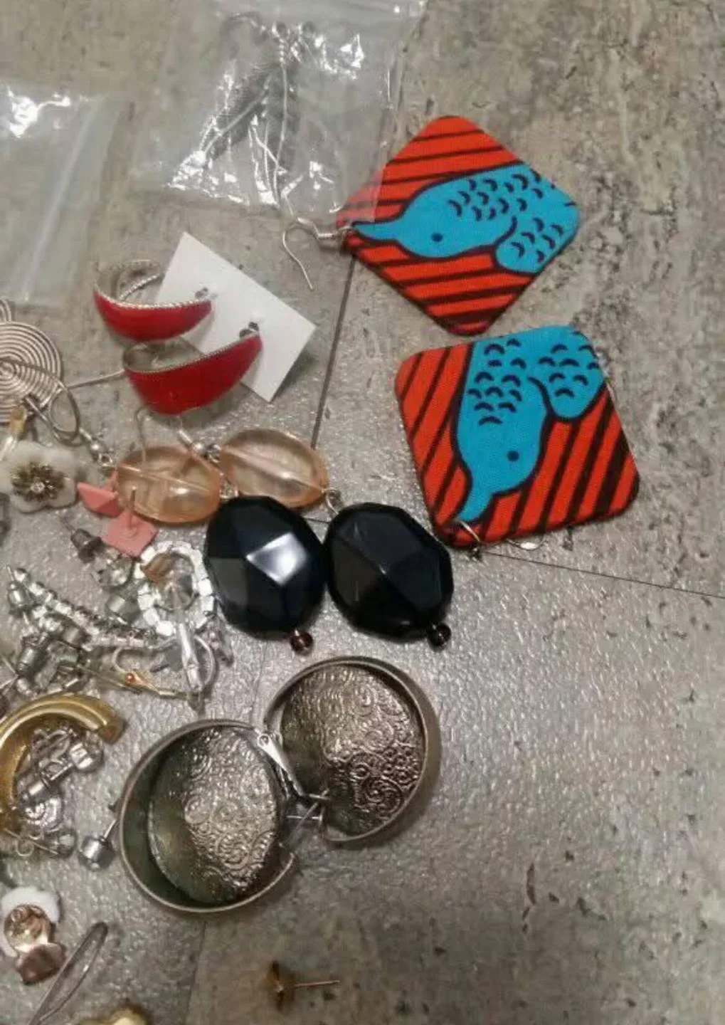 Earrings and Rings Lot Jewelry Costume Random image indicator(4)