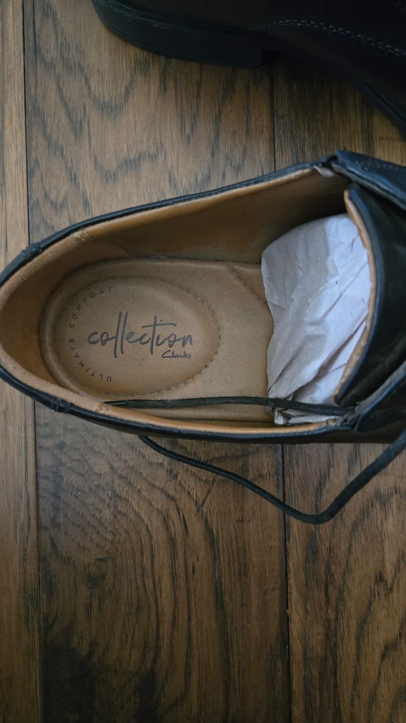 Men's Clarks Collection Black Leather Shoes image indicator(2)