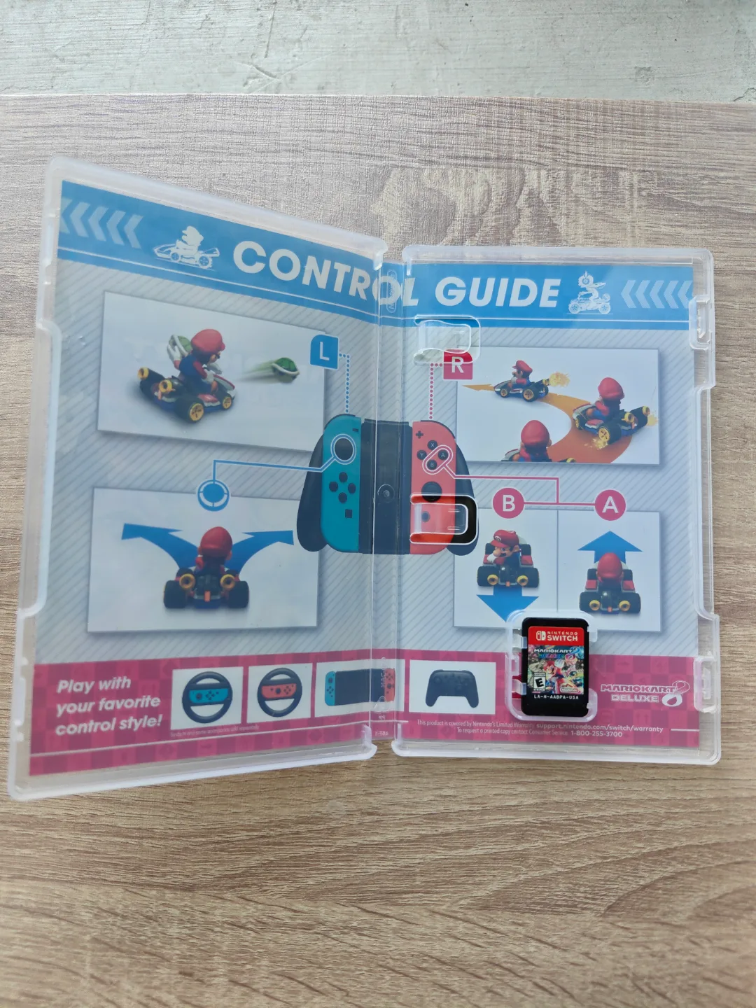 Mario Kart 8 Deluxe Nintendo Switch Game image indicator(4)