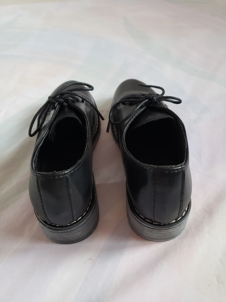 🆕Women's Black Lace-Up Oxford Shoes - photo 4