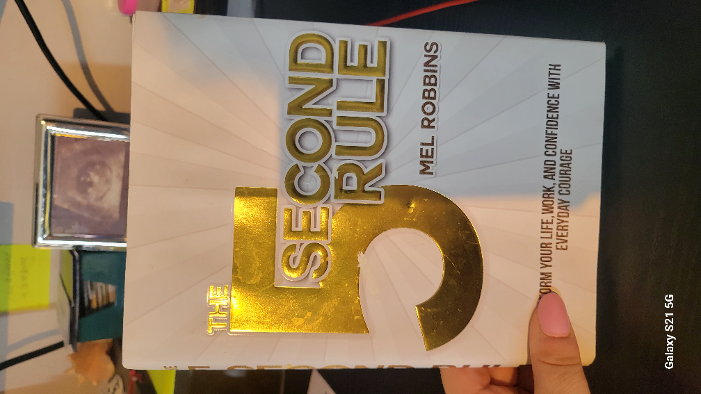 The 5 Second Rule by Mel Robbins - photo 2