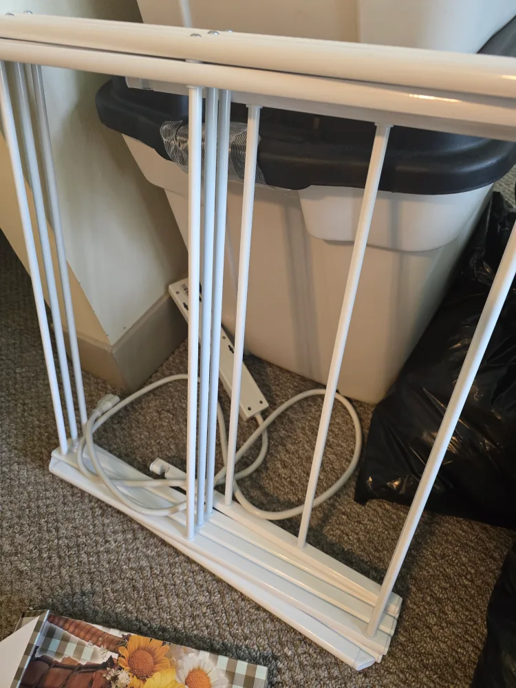 💚♻️Singer Heavy Duty Sewing Machine with Hard Case image indicator(4)