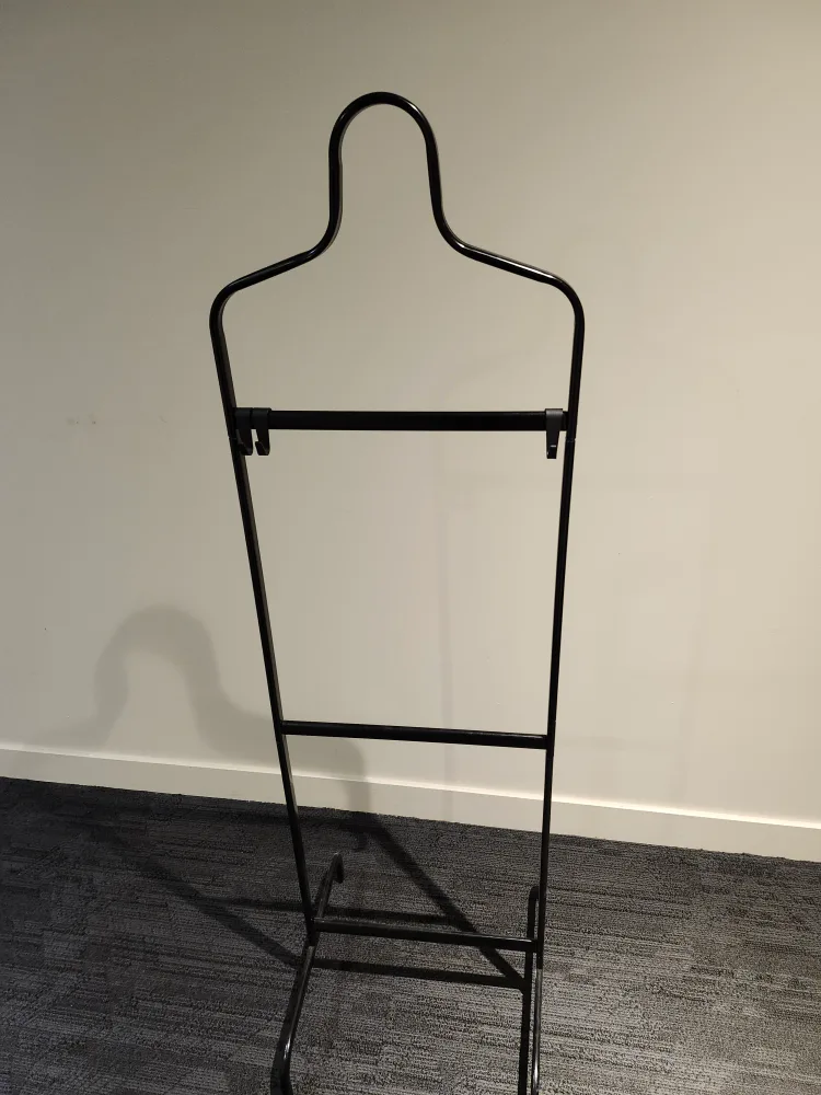 Black Metal Garment Rack image indicator(2)