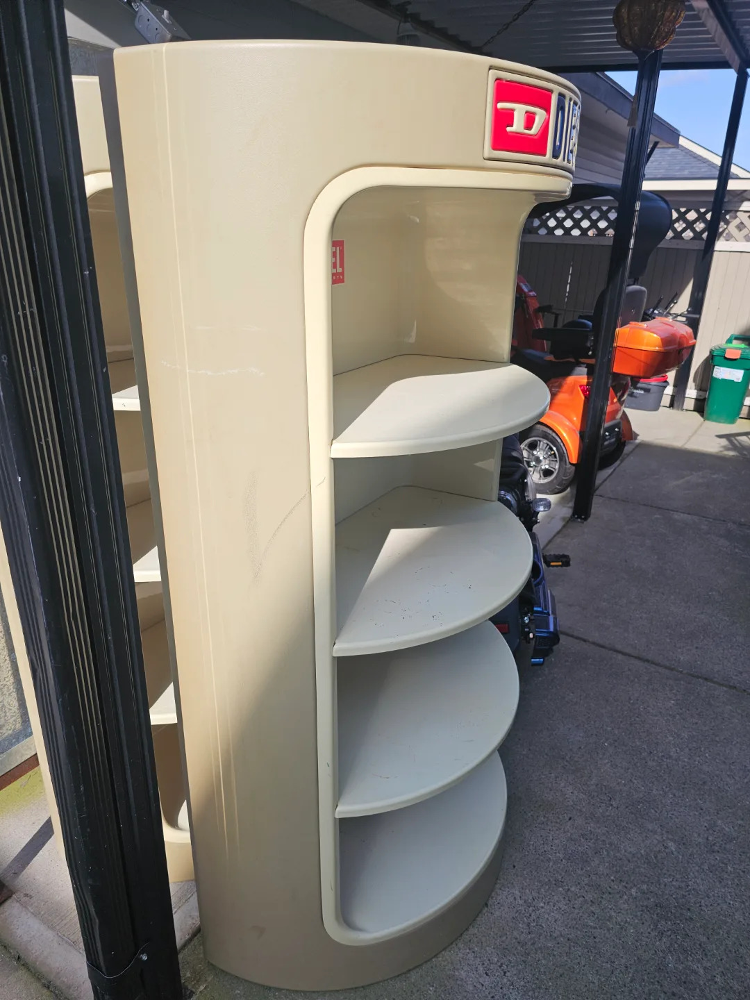 Vintage Diesel Display Shelves image indicator(3)