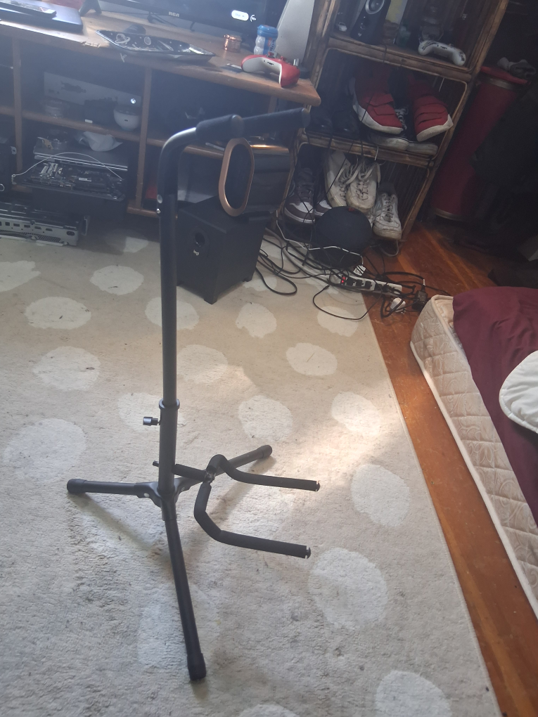 Guitar Stand