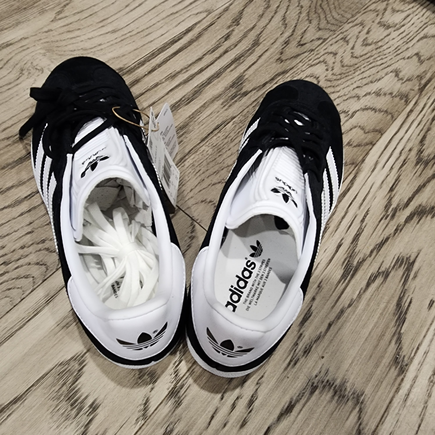 Adidas Gazelle Suede Sneakers - Black/White -Mens Size 9 US - photo 3