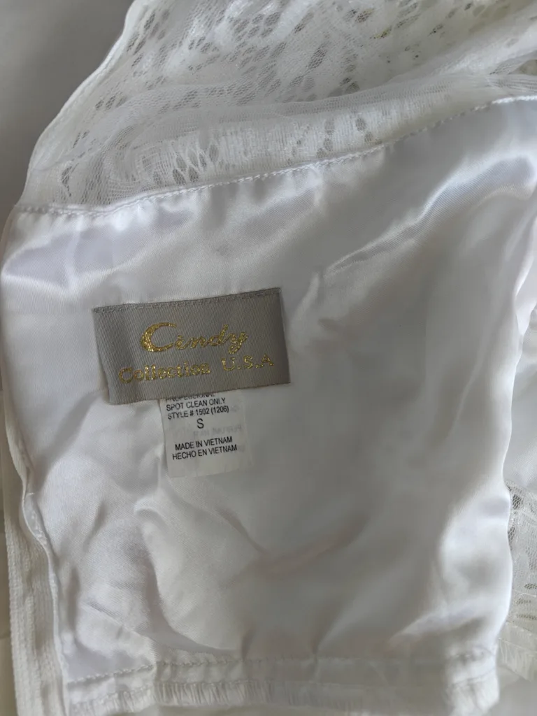 White Lace Dress with Rhinestones image indicator(9)