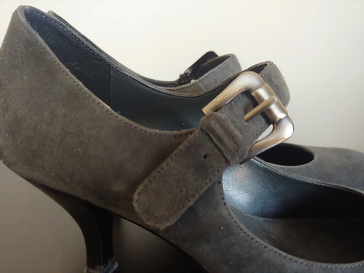 Franco Sarto Grey Suede Mary Janes- size 7 image indicator(7)