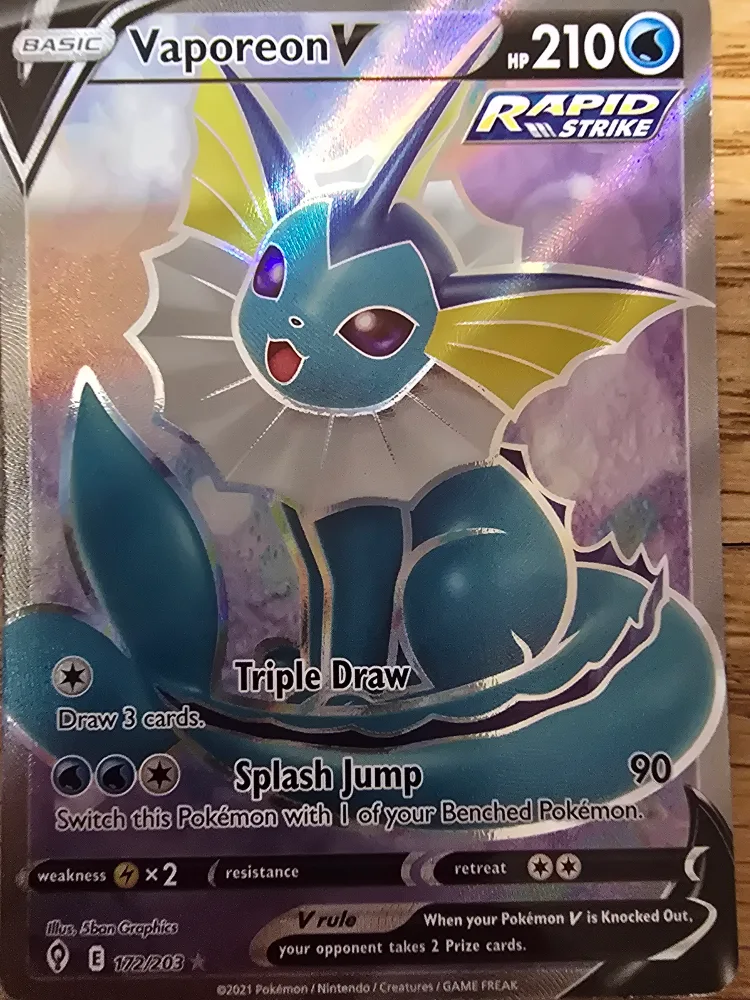 Vaporeon V Pokemon Card 172/203 thumbnail