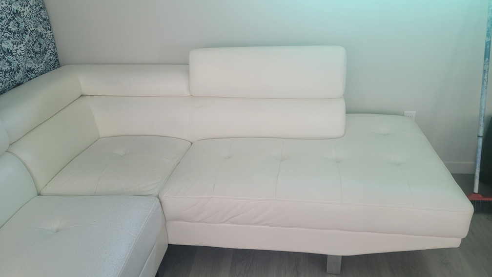 White Leather Sectional Sofa - photo 3