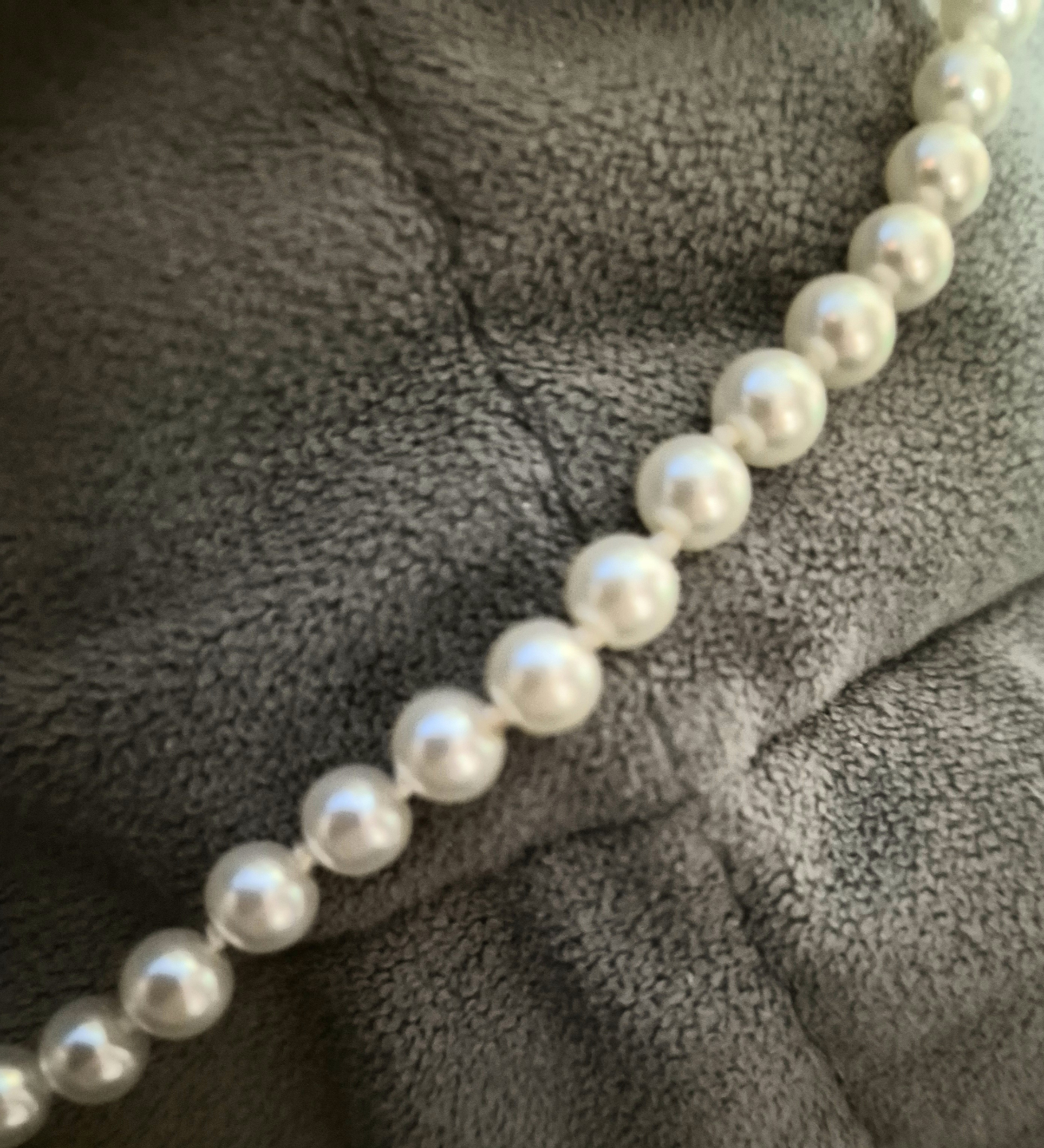 Classic Pearl Necklace - photo 3