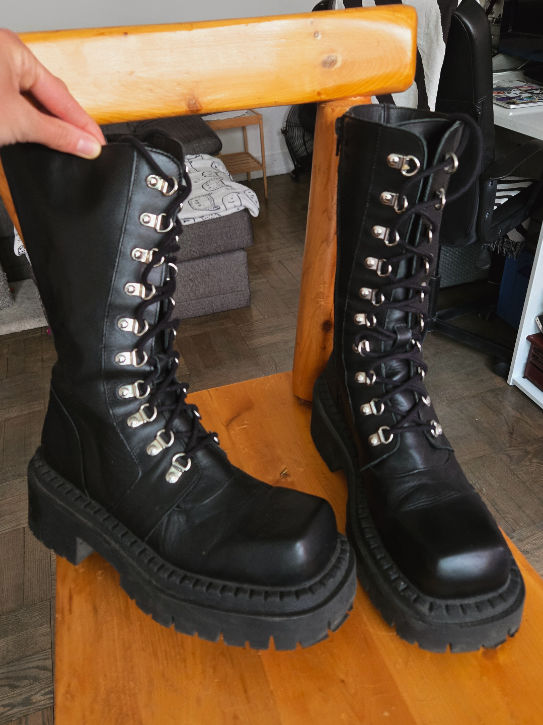 L'intervalle Black Leather Combat Boots Square Toe