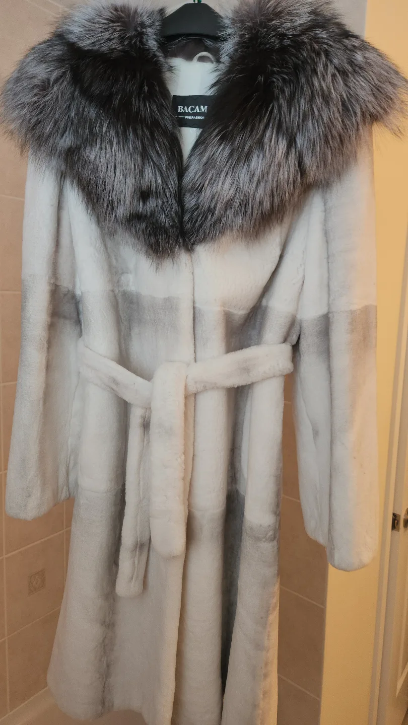 Plucked Mink Fur Coat with Silver Fox Trim. image indicator(3)