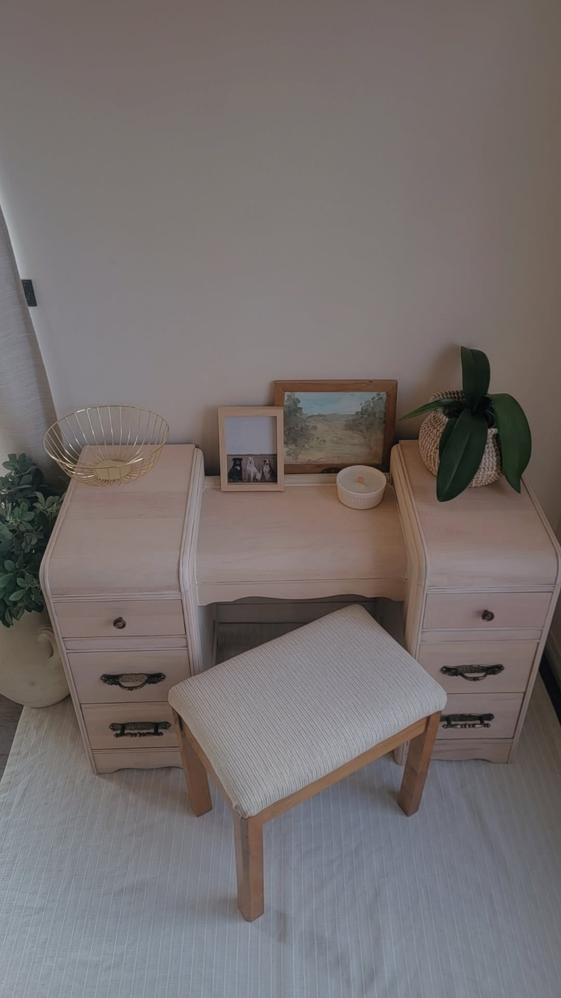 Vintage Vanity Set with Stool - photo 2