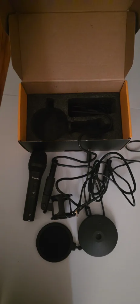 Maono HD300 Series Cardioid Dynamic USB/XLR Microphone image indicator(2)