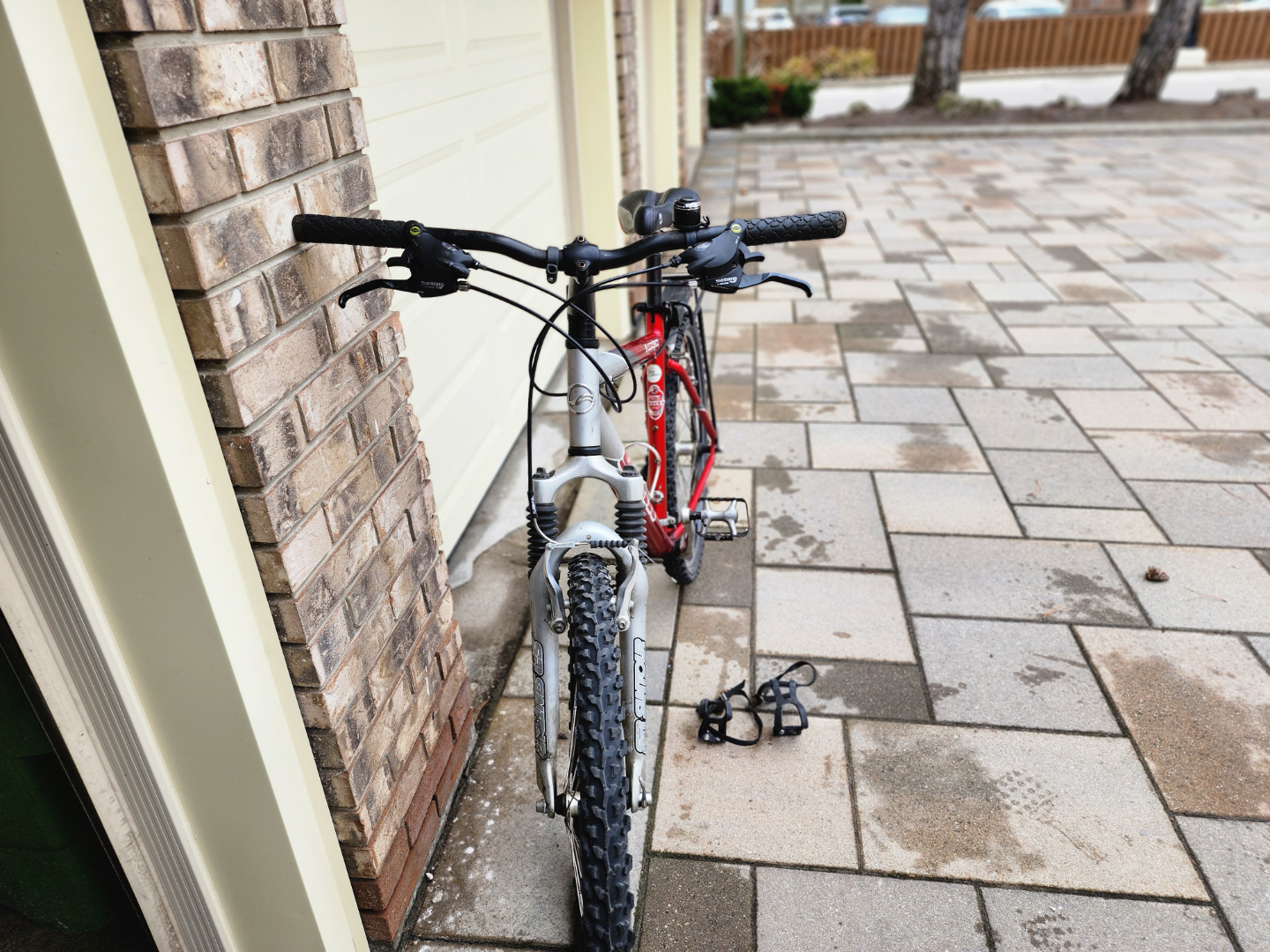 Giant Rincon Mountain Bike - photo 2