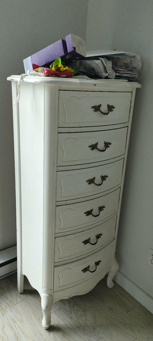 White Wooden Chest of Drawers - photo 4