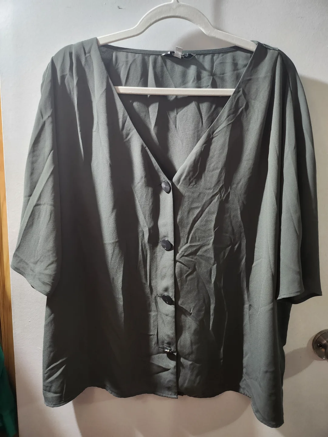 Reitmans Women's XXL Blouse, Dark Olive Green thumbnail
