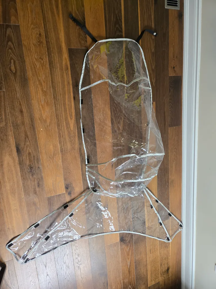 Uppababy Cruz Stroller with Rain Cover and Baby footmuff. image indicator(6)