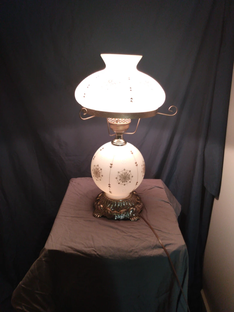 Vintage Table Lamp with Hurricane Shade - photo 2