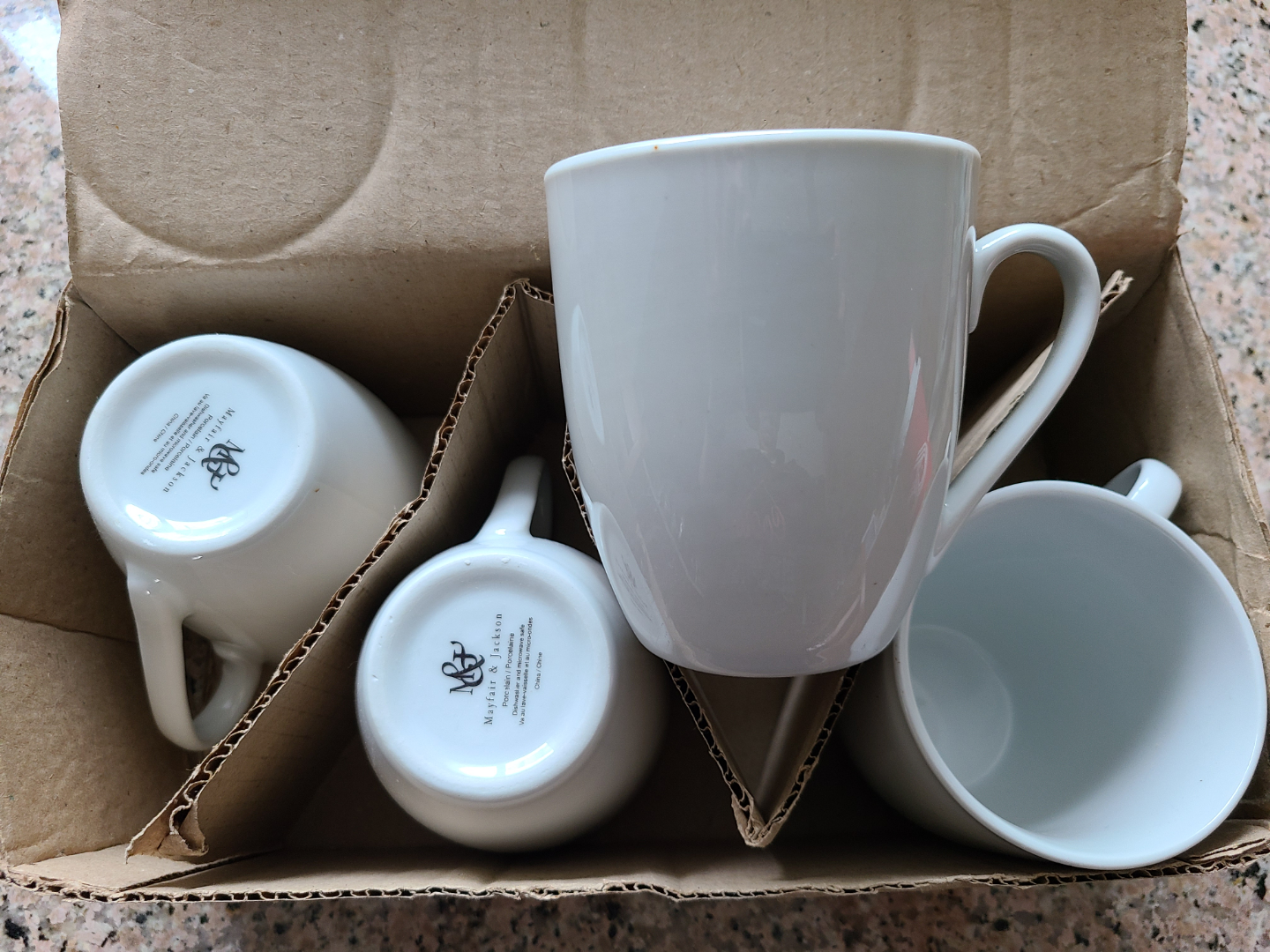 Set of Maxwell & Williams Mugs - photo 2