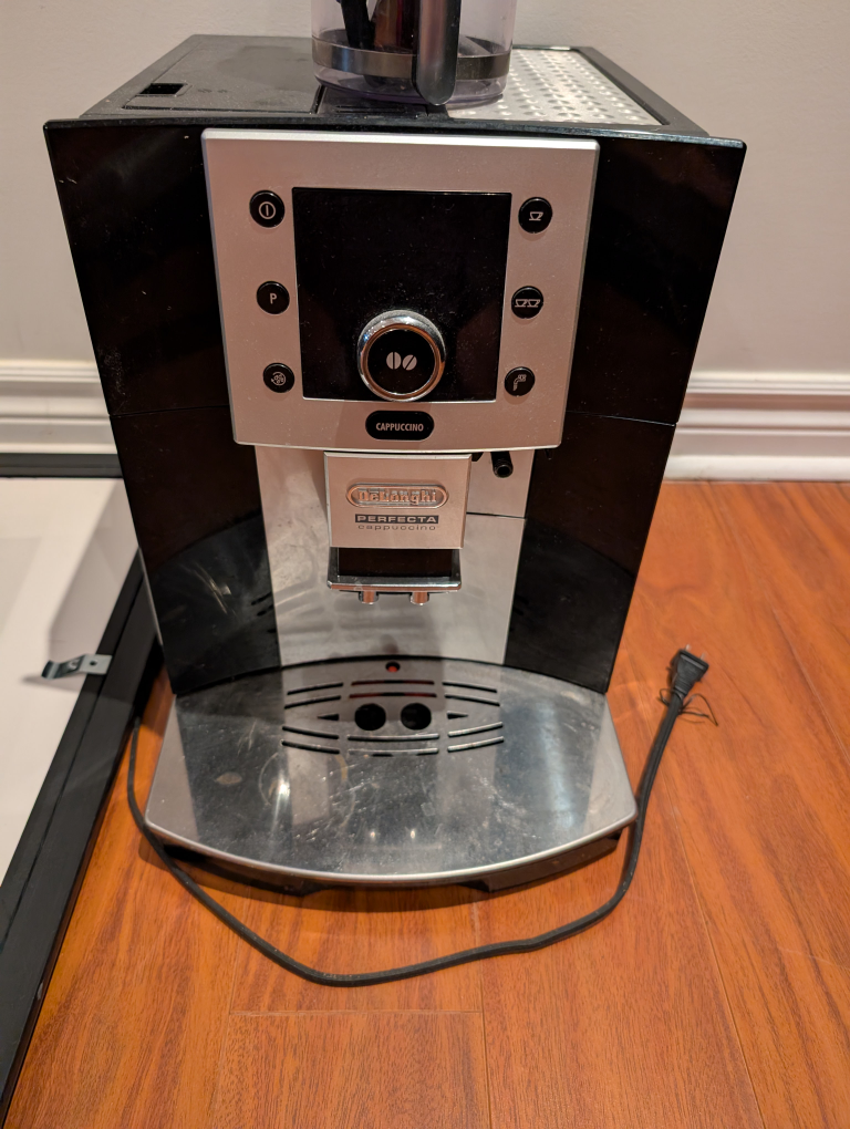 Delonghi Perfecta Cappuccino Espresso Machine