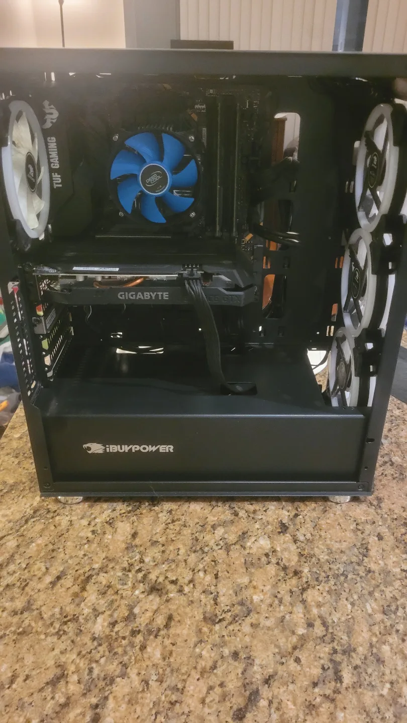 Gaming PC - Intel i7-9700F, GTX 1660 Ti, 16GB RAM image indicator(4)